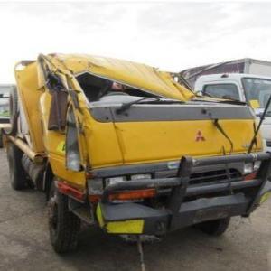 Mitsubishi Canter 4WD FG639 4D34-2A Engine - Wrecking V4074