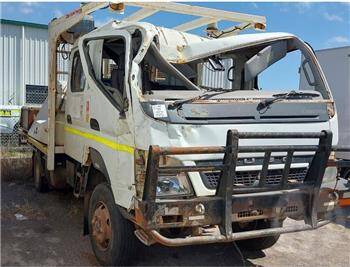 Mitsubishi Fuso Canter 4WD FG84D 4M50-3AT7 Engine - Wrecking V4075