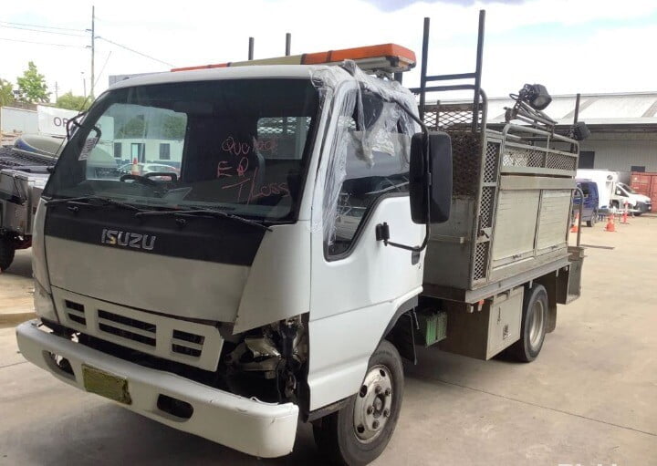 Isuzu NPR 200 NPR-75 4HK1-TCN Engine - Wrecking V3901