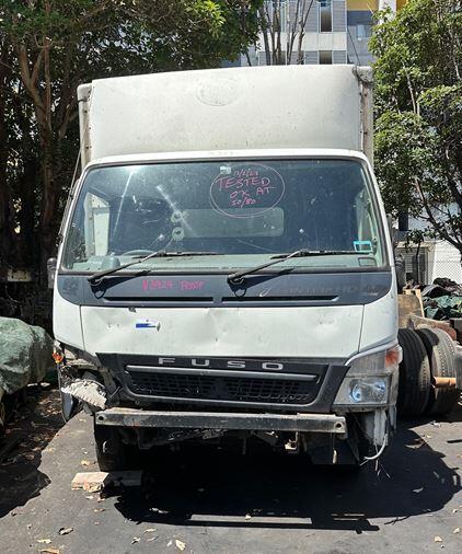 Mitsubishi Fuso Canter FE85P 4D34-3AT3B Engine - Wrecking V3924