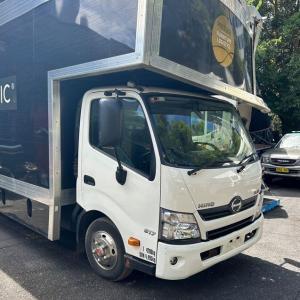 Hino 300 617 XZU-720R NO4C-UT Engine - Wrecking V3930