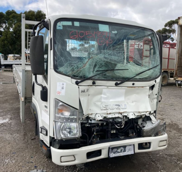 Isuzu NLR 200 NLR-85 4JJ1-TCS Engine - Wrecking V3988