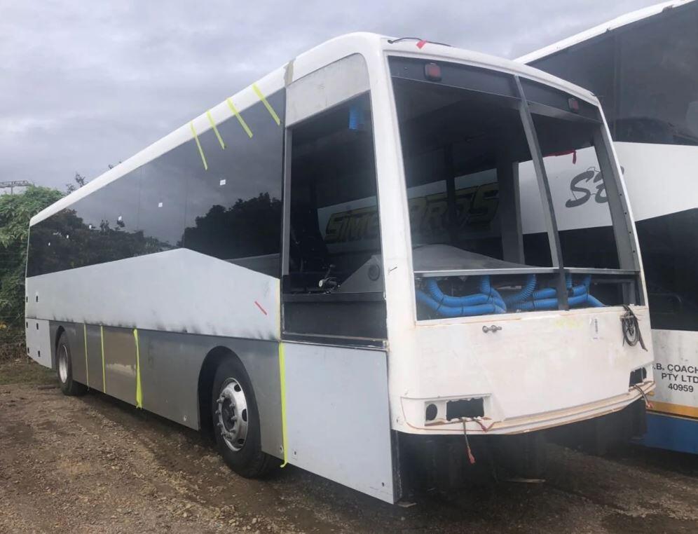 Hino RN8J Bus JO8E-VD Engine- Wrecking V4000