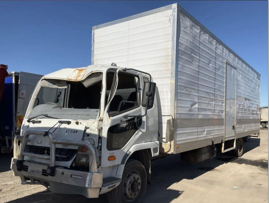 Mitsubishi Fuso Fighter 1427 FK65F 6M60-9AT2 Engine - Wrecking V4060