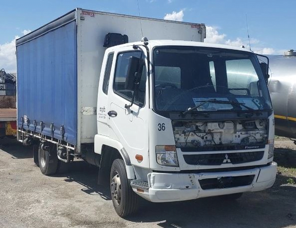 Mitsubishi Fuso FK61F V4156
