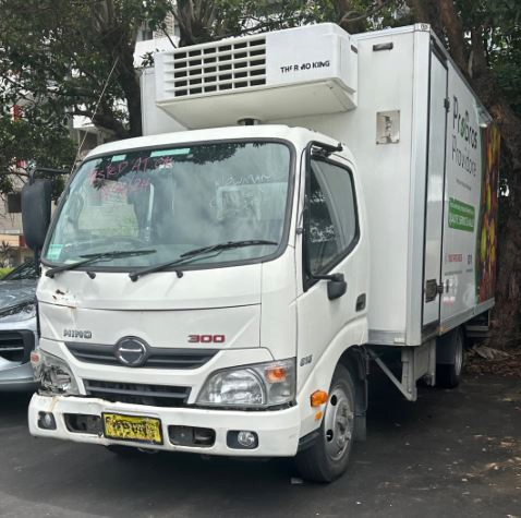 Hino 300 616 Fridge V4172