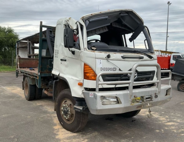 Hino FT1J 4x4 V4174