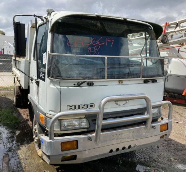 Hino FC FC3J V4179