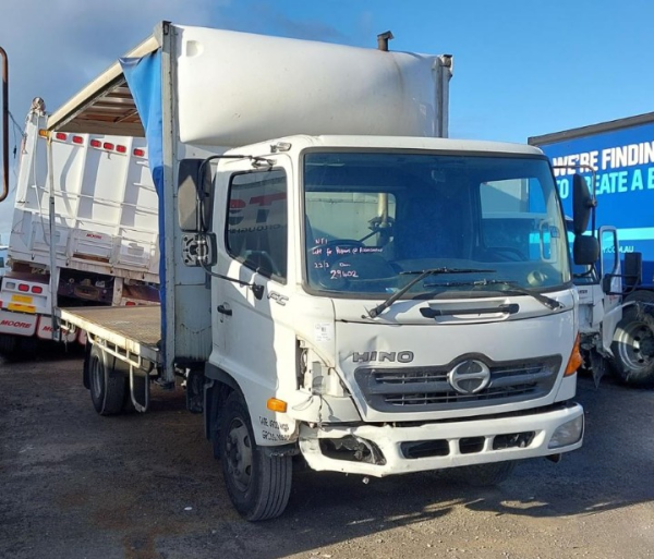 Hino FC4J V4187