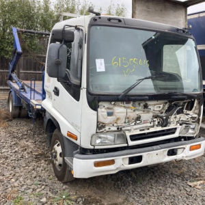 Isuzu FRR 550S Wrecking V4196