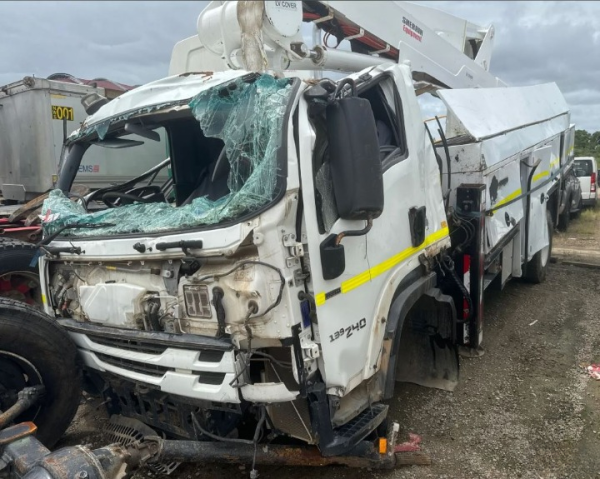 Isuzu FTS 4x4 V4208