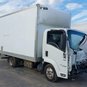 Isuzu NNR 45 150 V4213