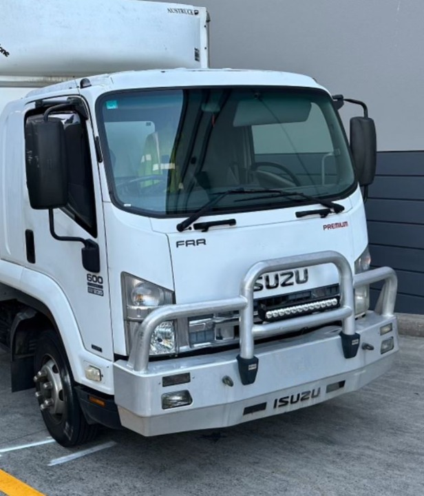 Isuzu FRR 600 V4220