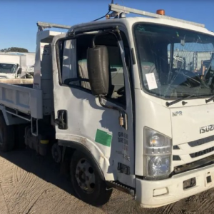 Isuzu NPR Tipper V4237