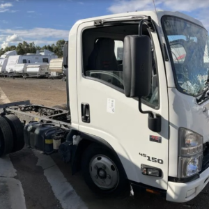 V4239 Isuzu NMR 45 150