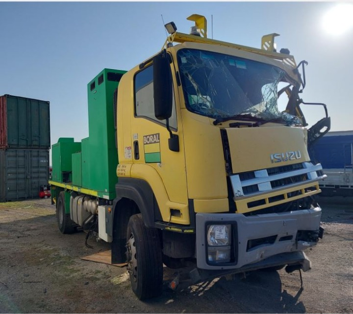 Isuzu FXR 1000 V4299