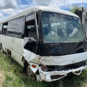 Mitsubishi Fuso Rosa BE64D V4338