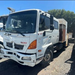Wrecking Hino FD7J Dual Cab V4380