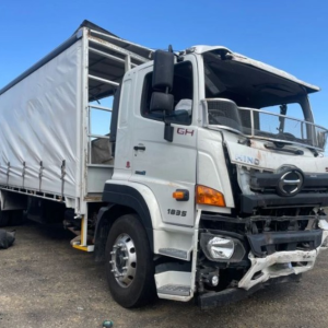 Hino 500 1835 GH V4407