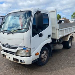 Hino 616 Tipper V4423
