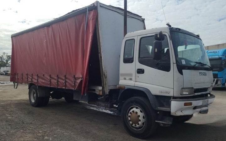 Isuzu FVR Sitec 255 V4430