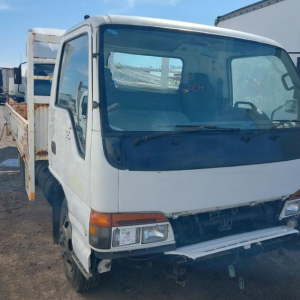 Isuzu NPR 200 NPR-66 V4431
