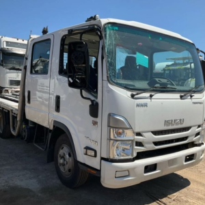 Isuzu NNR Dual Cab V4432