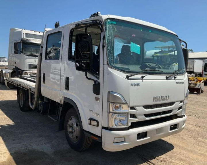 Isuzu NNR Dual Cab V4432