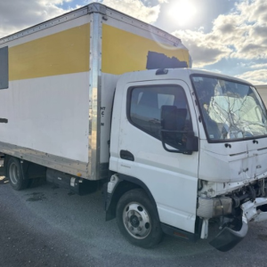 Fuso 515 FEB21 Wrecking V4440