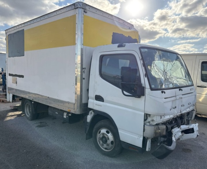 Fuso 515 FEB21 Wrecking V4440