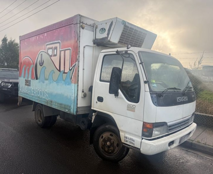 Isuzu NPR-70 Wrecking V4391