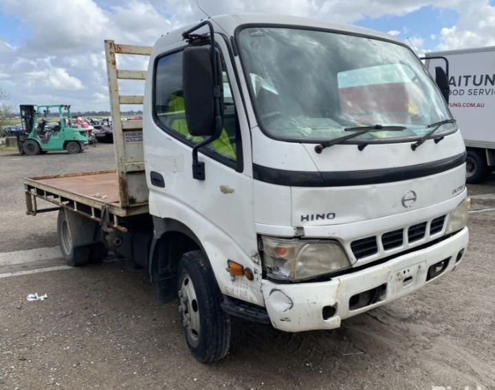 Hino Dutro 5000 T-Top V4442