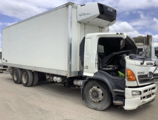 Hino 500 GH8J V4446