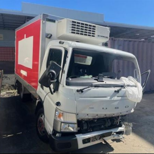 Wrecking Fuso Canter 515 V4448
