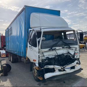 Mitsubishi Fuso Fighter FN63F Wrecking V4455