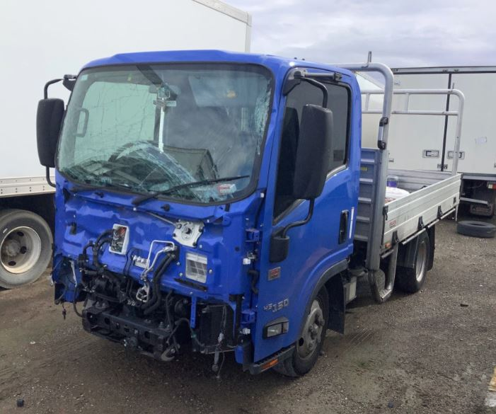 Isuzu NLR 200 V4460
