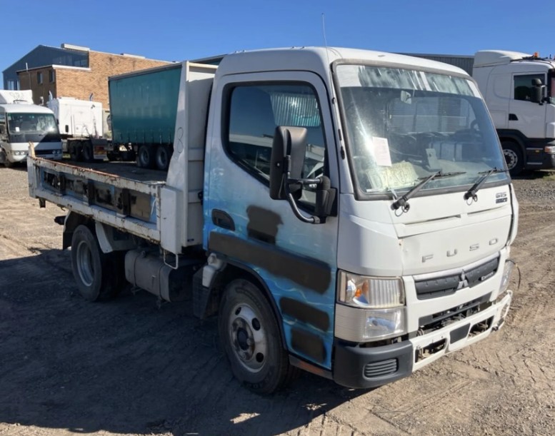Fuso FEA61 Tipper V4484