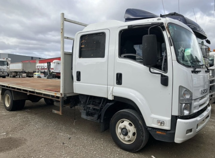 Isuzu FRR 600 Dual Cab V4499
