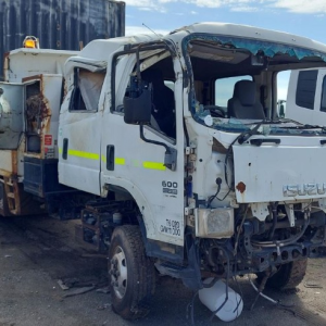 Isuzu FRR 600 V4546