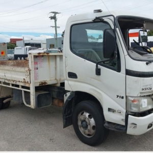 Hino 716 Tipper V4561