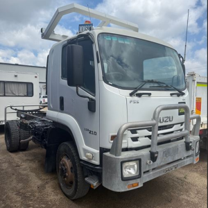 Isuzu FSS-90 4WD V4562