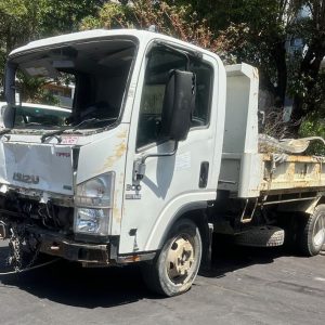 Isuzu NPR-75 Tipper V4564