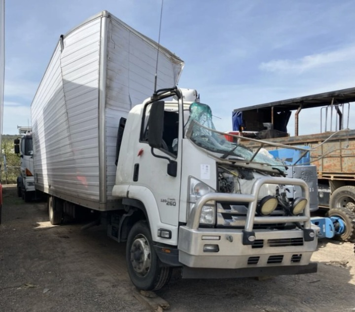 Isuzu FSR 140 260 V4597