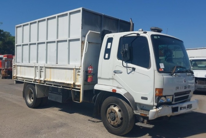 Fuso FK61F Tipper V4605