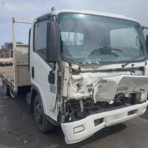 Isuzu NPR 300 V4616