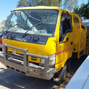 Isuzu NPS 300 V4644