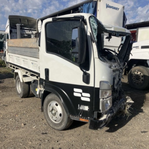 Isuzu NMR 45 150 Tipper V4680