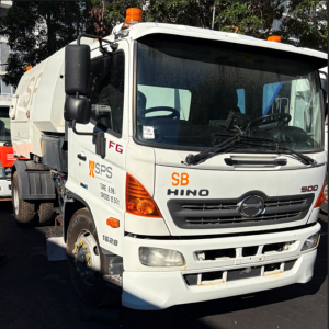 Hino FG8J V4737