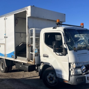 V4757 Canter FEC71