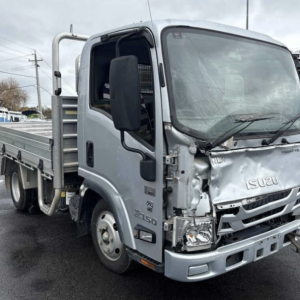 V4776 Isuzu NLR